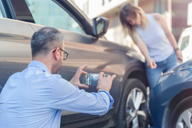 Professional Sr22 Insurance technician working in Lakewood, CO